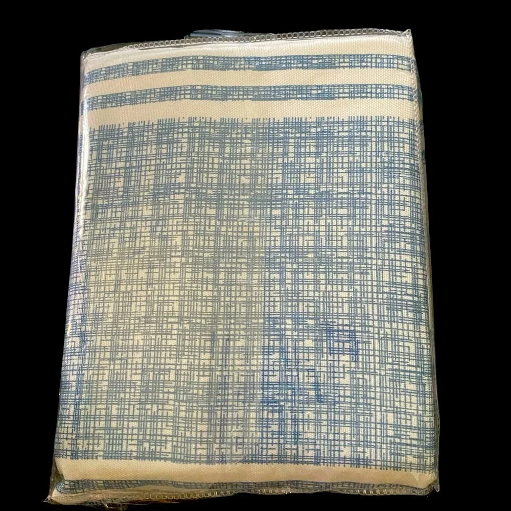 NWT-JUST IN FOR YOUR HOME-BLUE AND WHITE SHOWER CURTAIN WITH WHITE HOOKS
